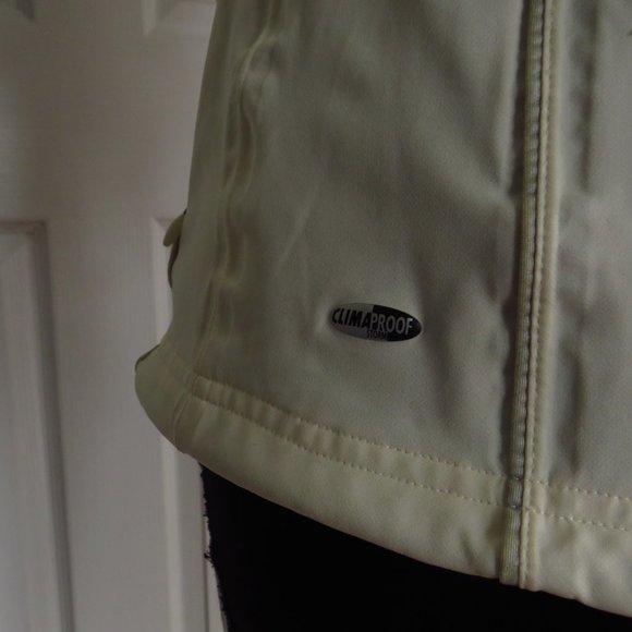 Cream Adidas Windbreaker - Picture 8 of 8